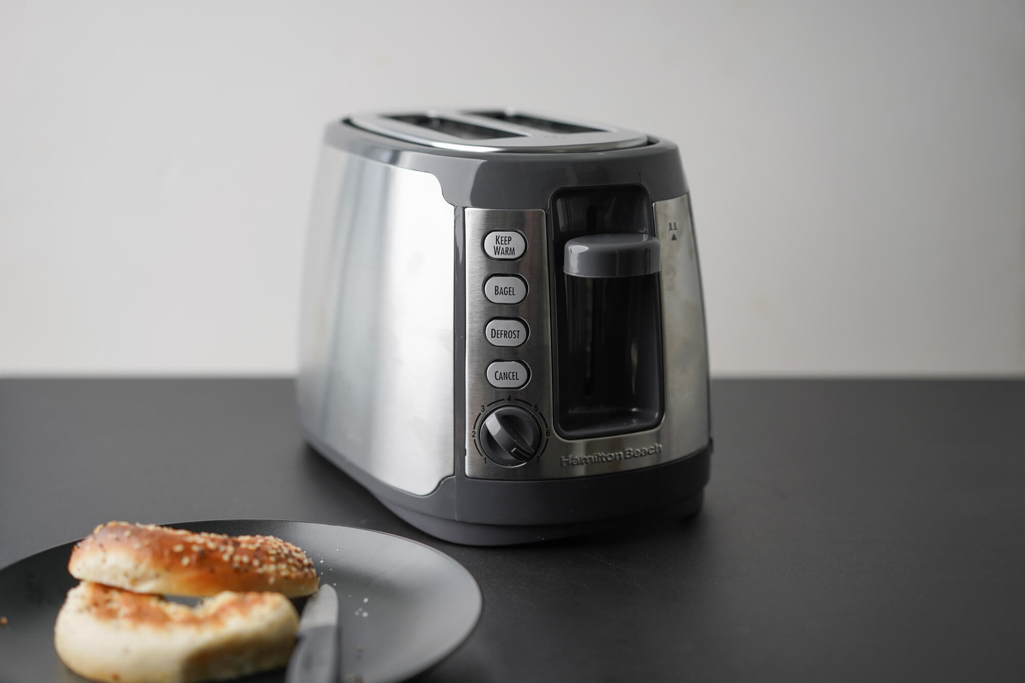 Hamilton Beach - 22816 2 slice toaster