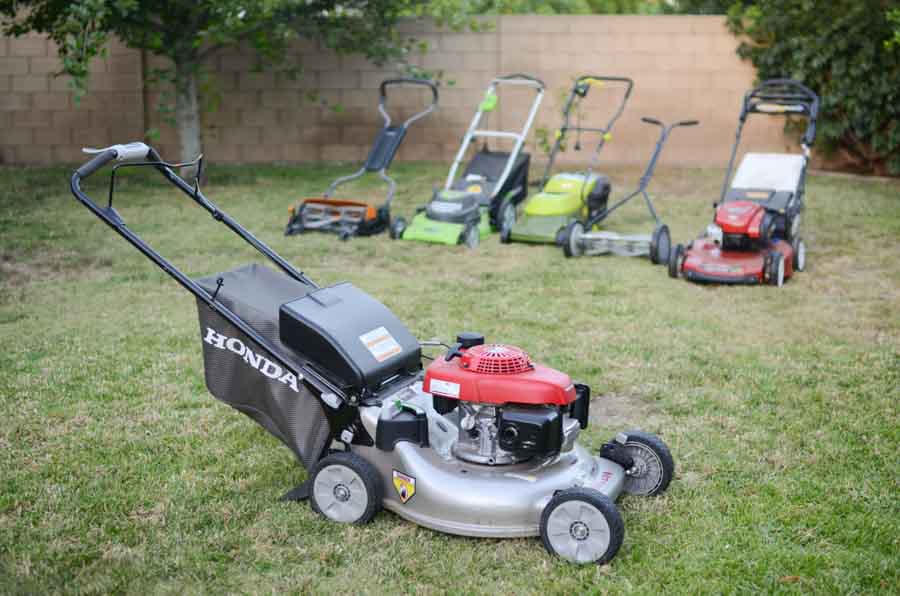 lawn mowers hero image