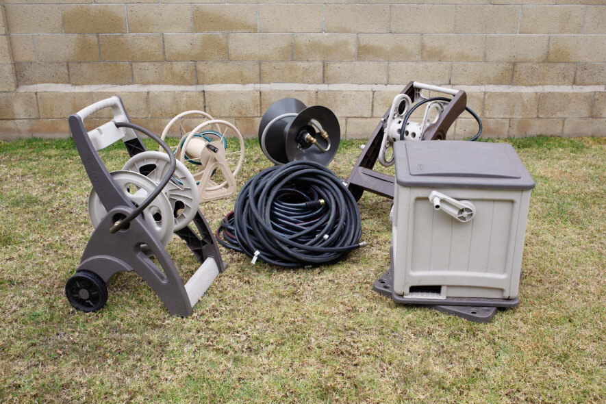 The Best Hose Reels Of 2022 Reviews, Free Standing Garden Hose Holder Canada