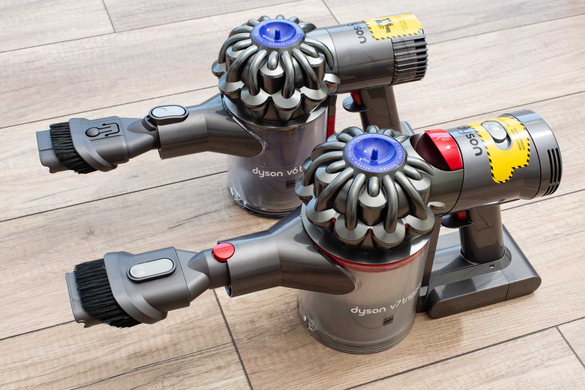 ristet brød Synslinie Perpetual Dyson V7 Trigger Vacuum Review - Your Best Digs