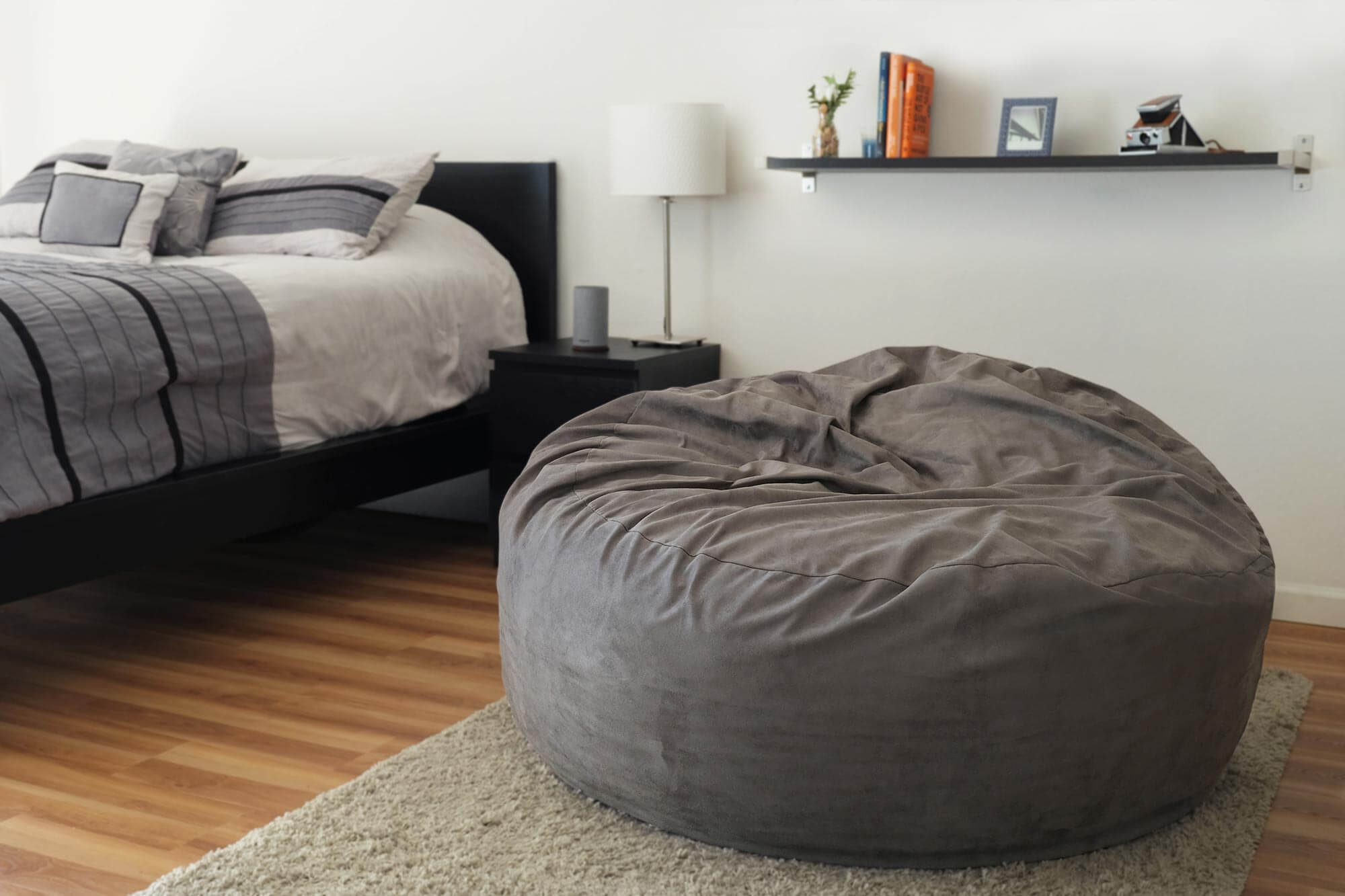 Pros And Cons Of Bean Bags For Your Health And Home - Livin Spaces