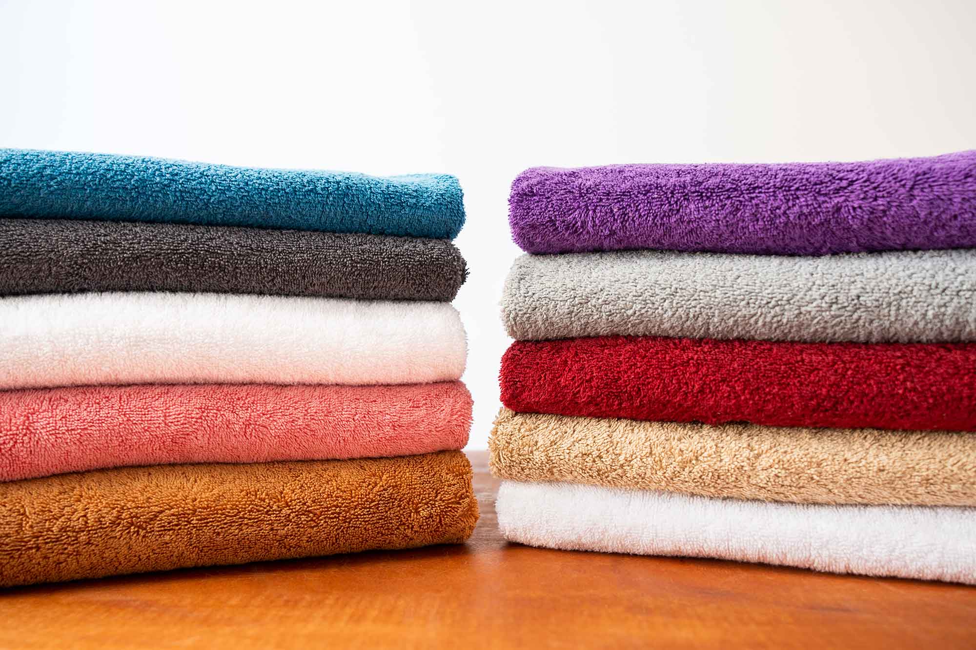 Royal Ascot 100% Zero Twist Cotton Towel Set 2 pc Set- 2 Large Bath Sheets Machine Washable 550 GSM Softer Than a Cloud SPA Towels Plush Absorbent