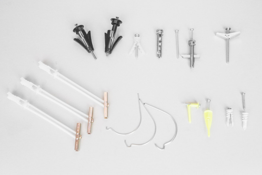The Best Drywall Anchors Of 2022 Reviews By Your Digs - How To Use Pop Toggle Drywall Anchors