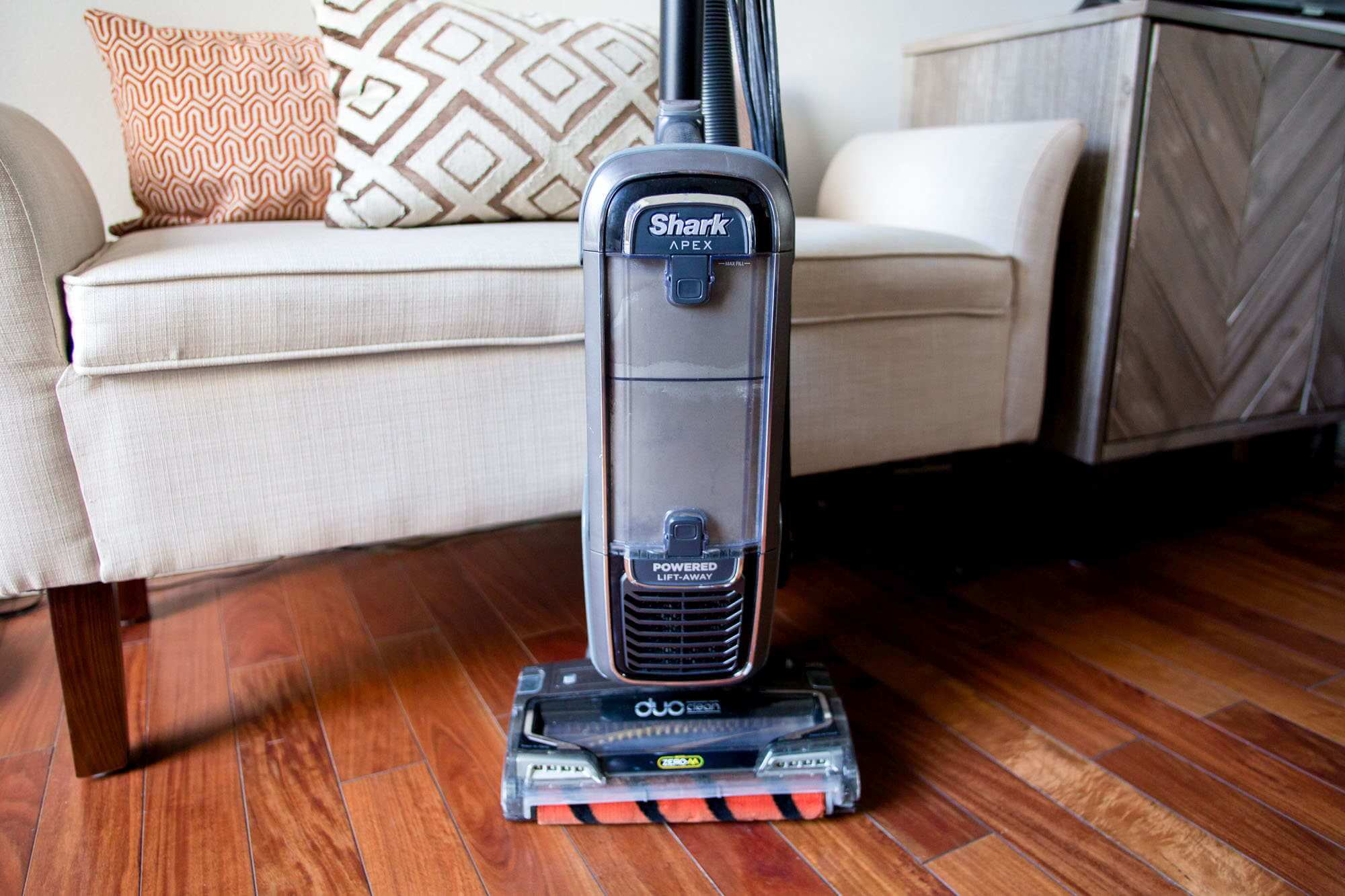 The Best Hardwood Floor Vacuums Of 2021, Best Shark Vacuum For Hardwood Floors