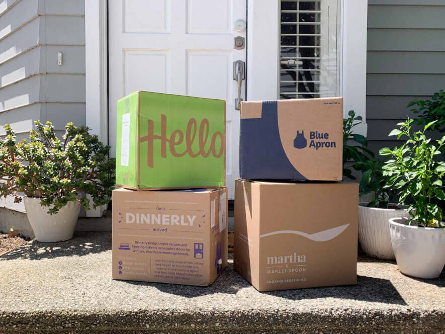 four meal delivery kit boxes