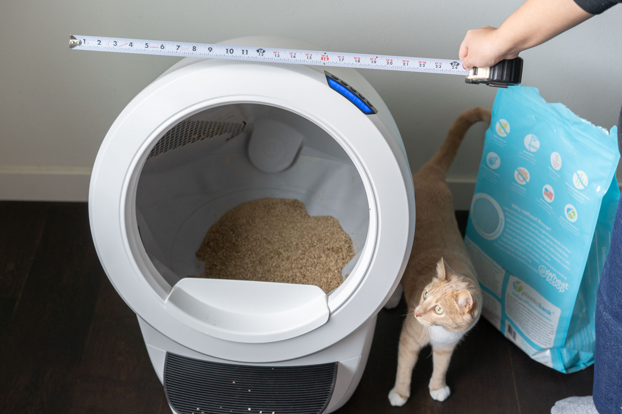 measuring dimensions of Litter Robot 4